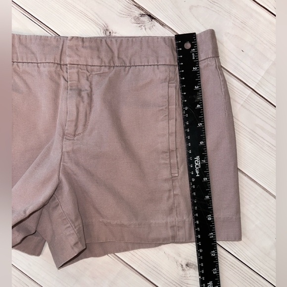 Gap Women's Tan Shorts Size 2
Summer Spring Beach Casual Short Shorts
Cute🔥🔥 - Picture 6 of 7